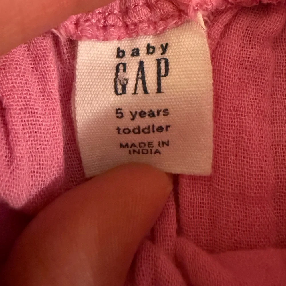 GAP 2 Piece Toddler Girl Outfit - Picture 5 of 6